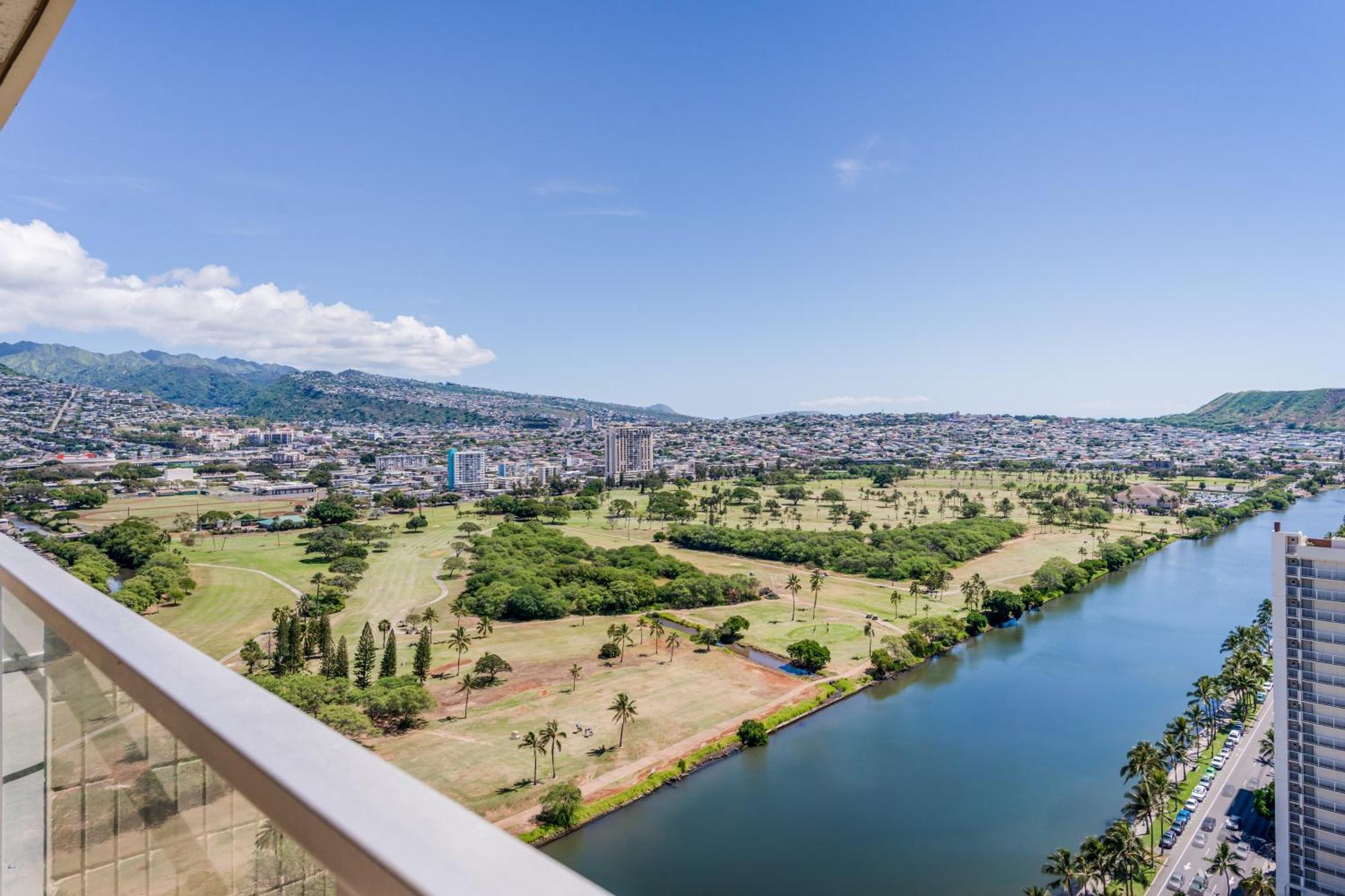 Island Colony Suites Гонолулу Номер фото